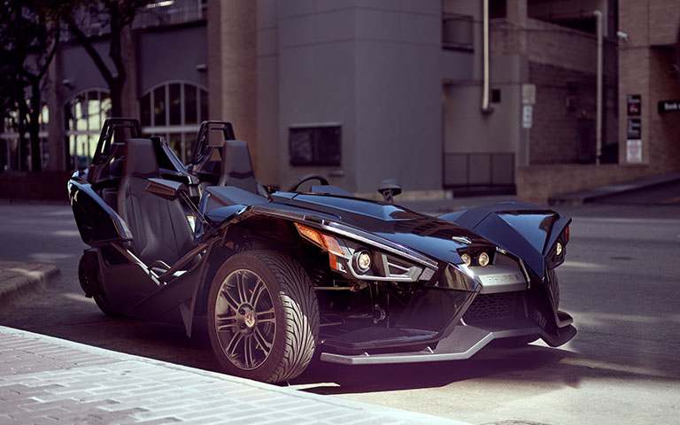 Polaris slingshot store highway legal